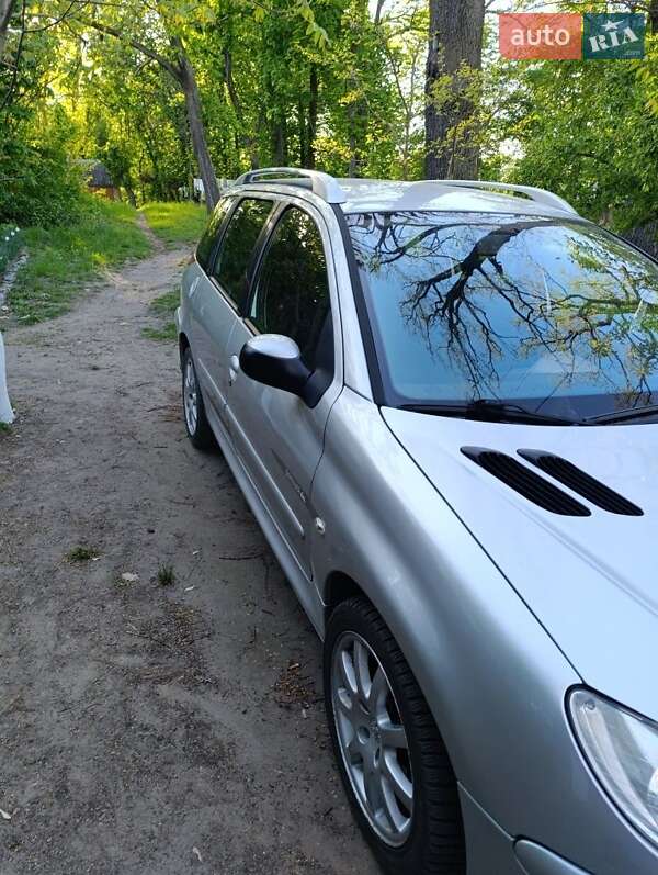 Універсал Peugeot 206 2006 в 