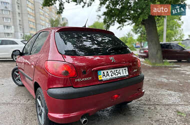 Хетчбек Peugeot 206 2007 в 