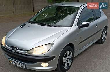 Хэтчбек Peugeot 206 2002 в Одессе