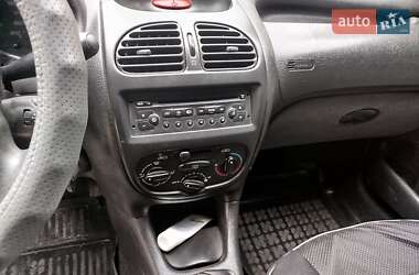 Седан Peugeot 206 2007 в 