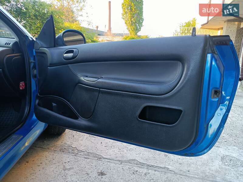 Кабріолет Peugeot 206 2002 в Охтирці