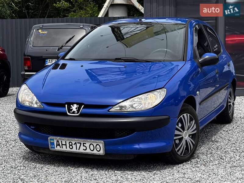 Хетчбек Peugeot 206 2006 в 