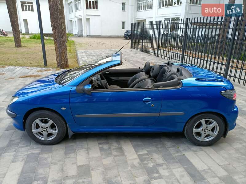 Кабриолет Peugeot 206 2002 в Ахтырке