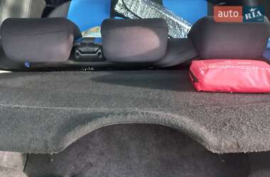 Хетчбек Peugeot 206 2006 в 