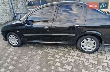 Седан Peugeot 206 2007 в 