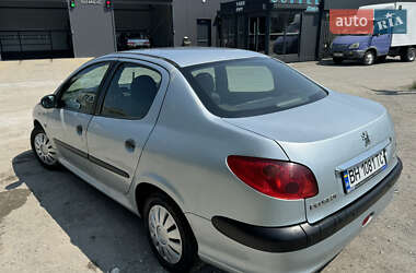 Седан Peugeot 206 2007 в 