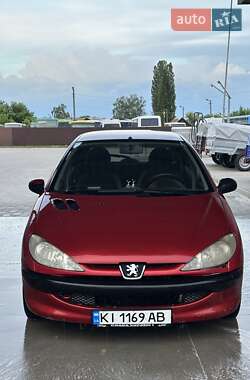 Хэтчбек Peugeot 206 2006 в Барышевке