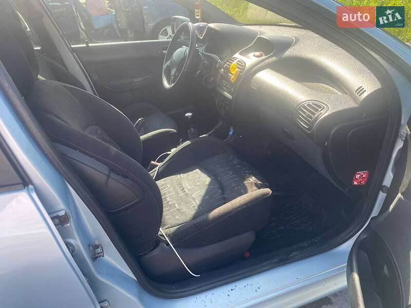 Универсал Peugeot 206 2002 в Дрогобыче фото 20 Универсал Peugeot 206 2002 в Дрогобыче