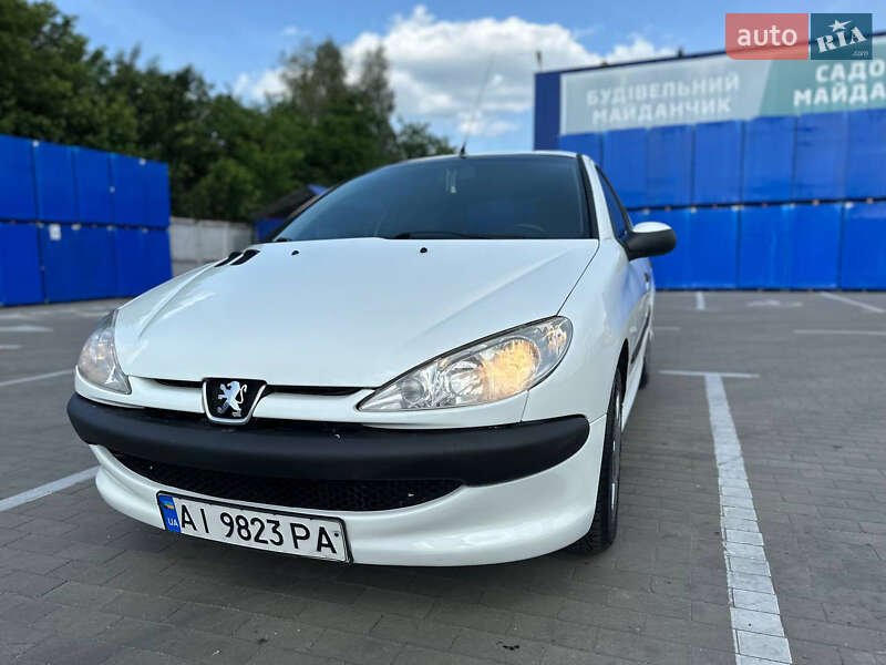 Хэтчбек Peugeot 206 2008 в Белой Церкви