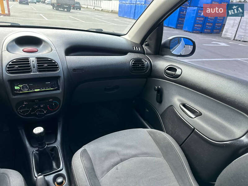 Хэтчбек Peugeot 206 2008 в Белой Церкви