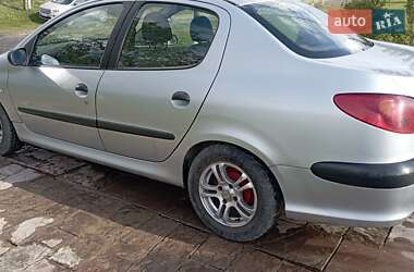 Седан Peugeot 206 2008 в Бучаче