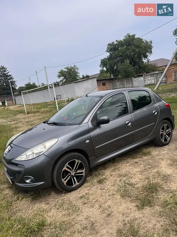 Peugeot 206 2011