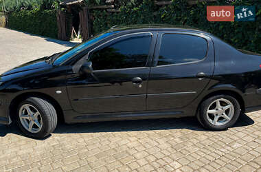 Седан Peugeot 206 2007 в 