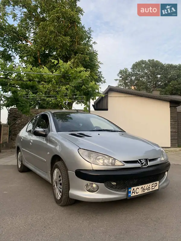 Peugeot 206 2008