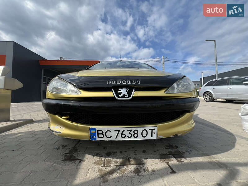 Хетчбек Peugeot 206 2003 в Львові