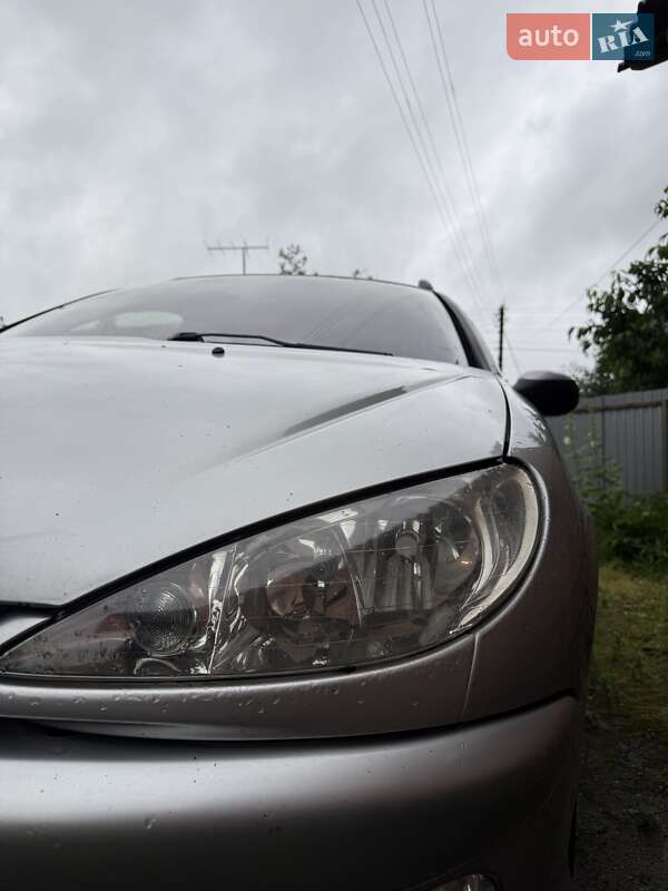 Универсал Peugeot 206 2004 в Луцке фото 12 Универсал Peugeot 206 2004 в Луцке