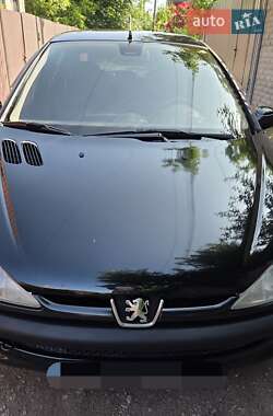 Хэтчбек Peugeot 206 2005 в Запорожье