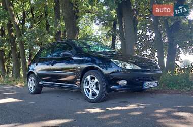 Хэтчбек Peugeot 206 2006 в Киеве