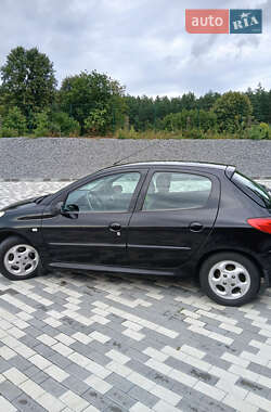 Хетчбек Peugeot 206 2012 в Львові