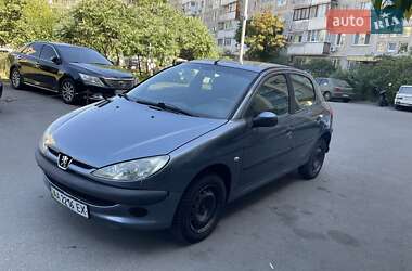 Хетчбек Peugeot 206 2005 в Києві