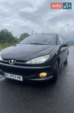 Хетчбек Peugeot 206 2005 в Долині