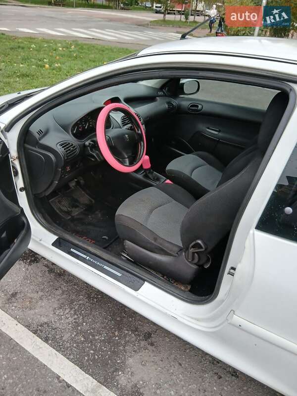 Универсал Peugeot 206 2004 в Ивано-Франковске