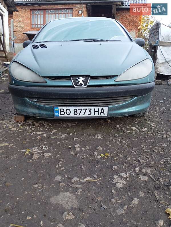 Хэтчбек Peugeot 206 1998 в Тернополе фото Хэтчбек Peugeot 206 1998 в Тернополе