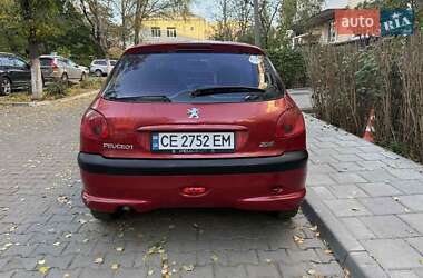 Хэтчбек Peugeot 206 2006 в 