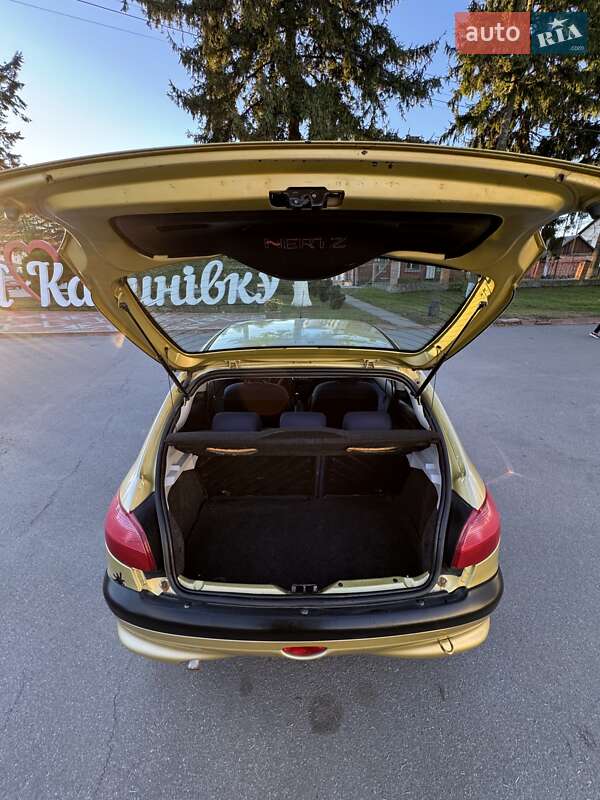 Хэтчбек Peugeot 206 2002 в Калиновке фото 8 Хэтчбек Peugeot 206 2002 в Калиновке