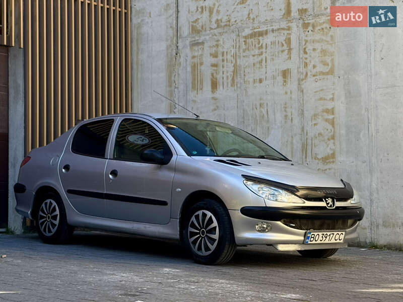 Седан Peugeot 206 2007 в Львове
