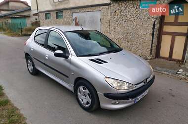 Хетчбек Peugeot 206 1999 в Стрию