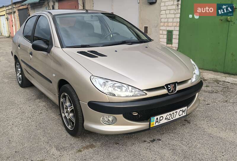 Седан Peugeot 206 2010 в Запоріжжі фото 2 Седан Peugeot 206 2010 в Запоріжжі