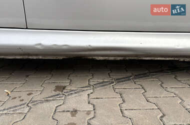 Хетчбек Peugeot 206 2005 в Києві