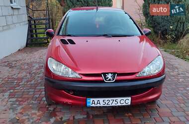 Хэтчбек Peugeot 206 2005 в Киеве