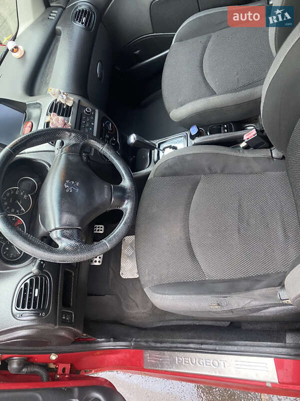 Хэтчбек Peugeot 206 2006 в Харькове