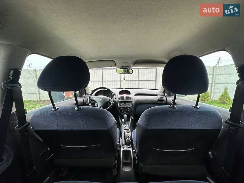Хэтчбек Peugeot 206 2002 в Чернобае фото 30 Хэтчбек Peugeot 206 2002 в Чернобае