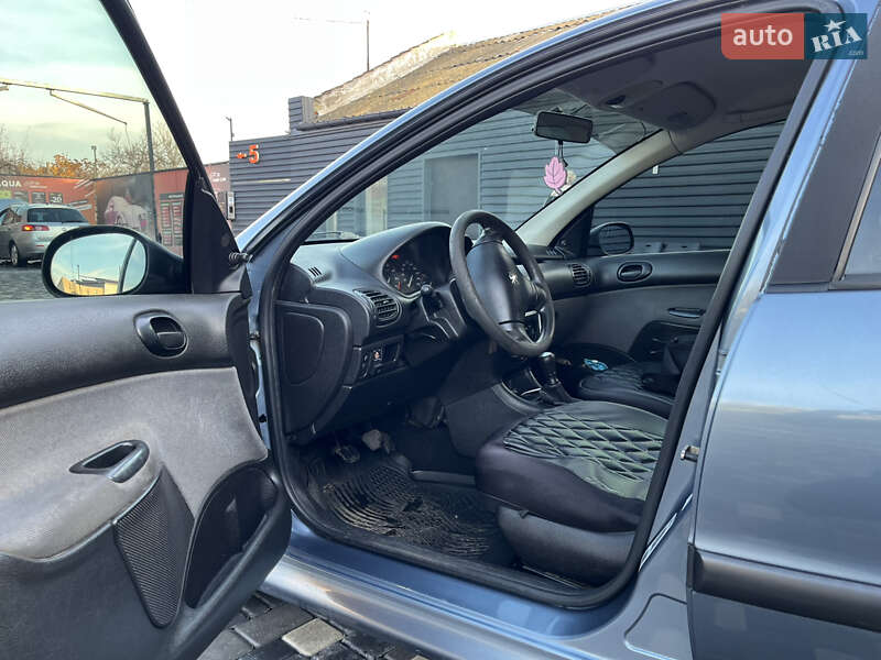 Седан Peugeot 206 2008 в Миколаєві