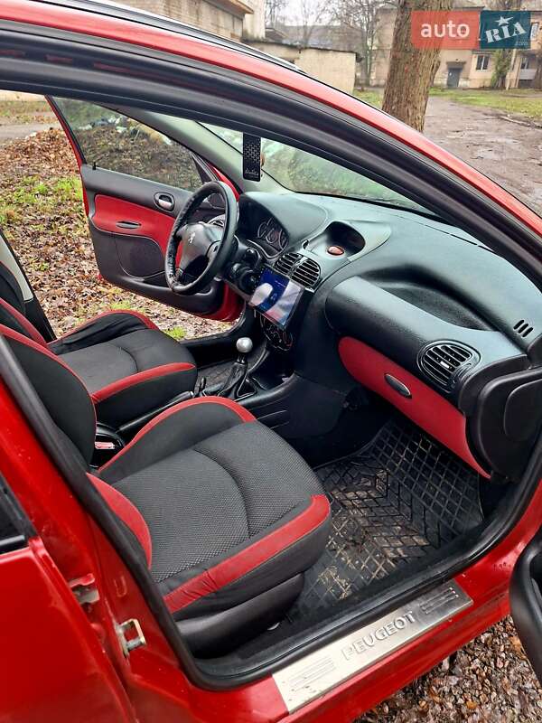 Седан Peugeot 206 2006 в Каменском фото 38 Седан Peugeot 206 2006 в Каменском