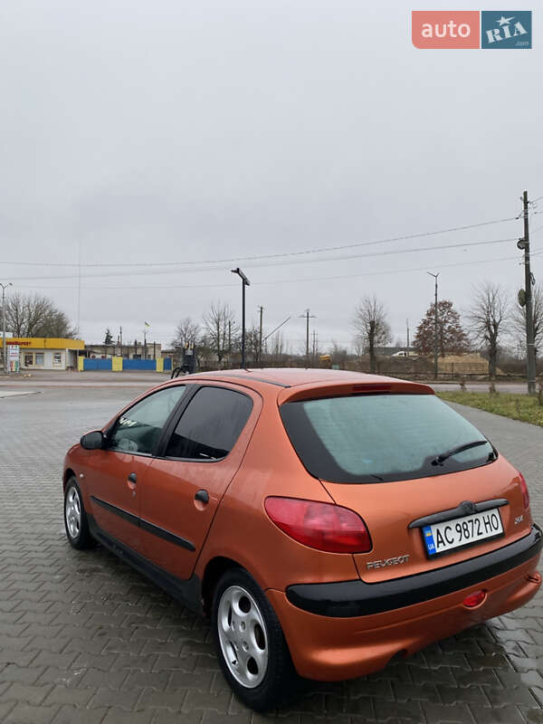 Хетчбек Peugeot 206 1999 в Овручі