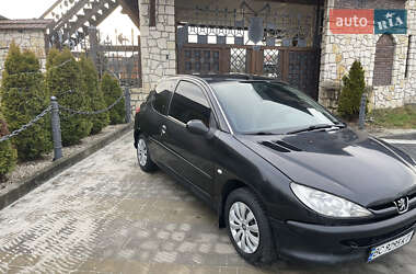 Хэтчбек Peugeot 206 2007 в Львове