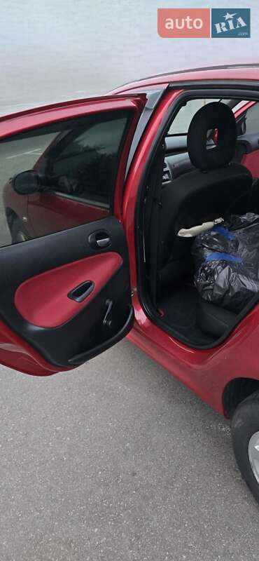 Хетчбек Peugeot 206 2008 в Білій Церкві