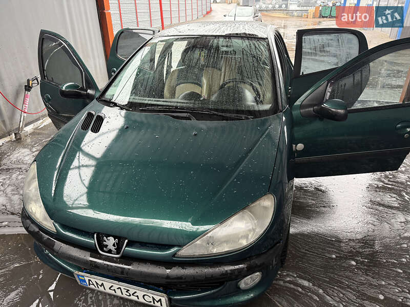 Peugeot 206 2000