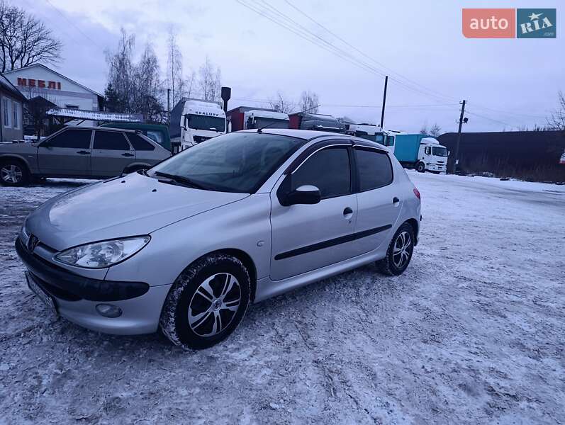 Хэтчбек Peugeot 206 2007 в Литине фото 2 Хэтчбек Peugeot 206 2007 в Литине