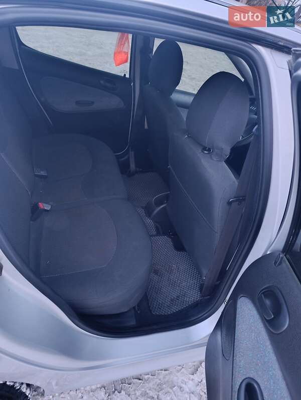 Хэтчбек Peugeot 206 2007 в Литине фото 7 Хэтчбек Peugeot 206 2007 в Литине