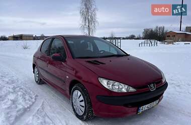 Хэтчбек Peugeot 206 2005 в Лысянке