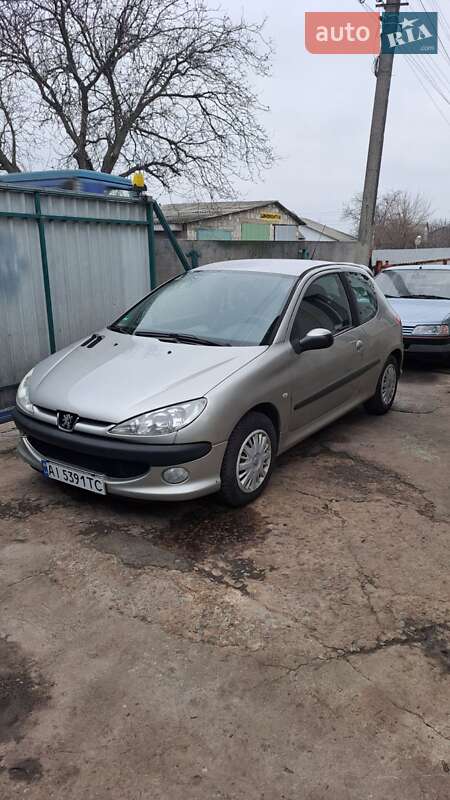 Седан Peugeot 206 2005 в Києві