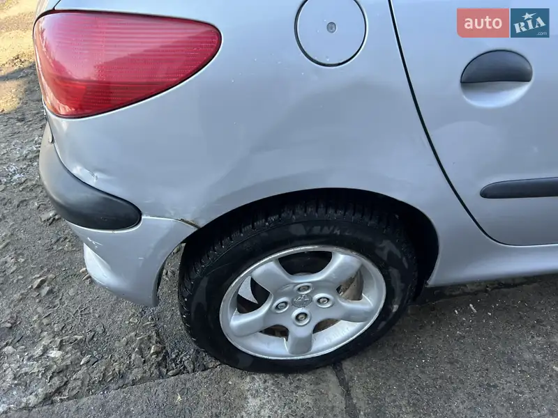 Peugeot 206 2000 VIN VF32ARHYF41021518 фото оголошення 40 з 73