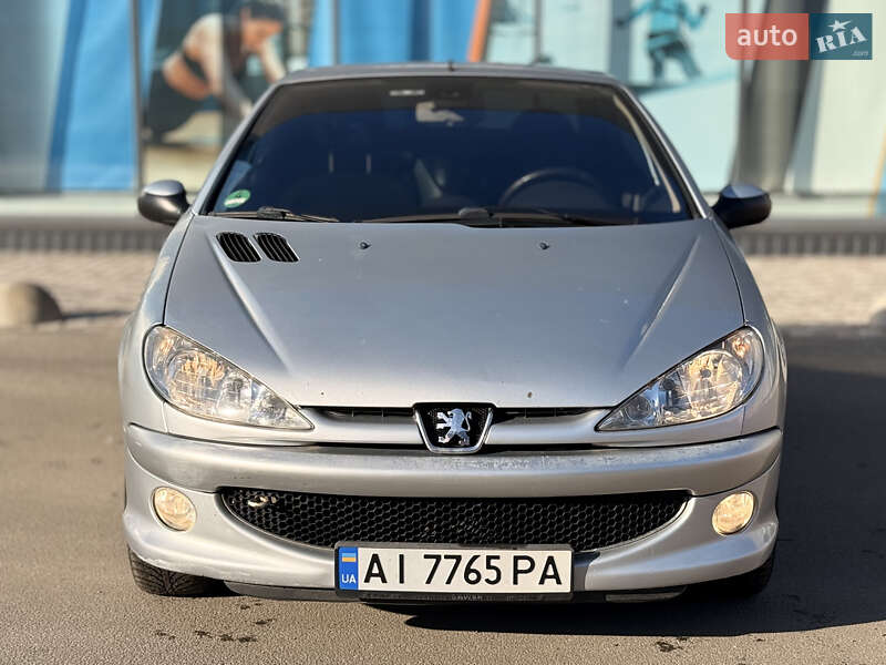 Кабриолет Peugeot 206 2003 в Киеве фото 2 Кабриолет Peugeot 206 2003 в Киеве