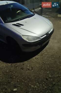 Хэтчбек Peugeot 206 2002 в Тернополе