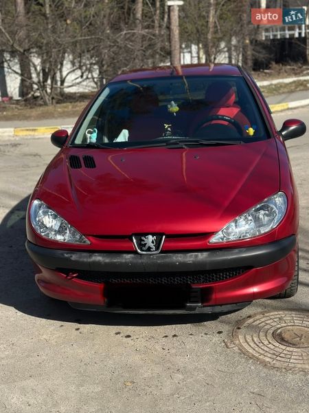Хэтчбек Peugeot 206 2008 в Киеве